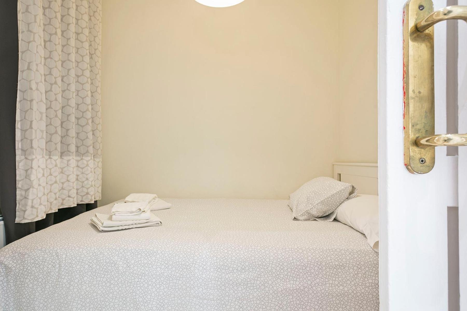 Apartmento Industria Barcelona Ngoại thất bức ảnh